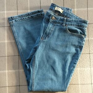 Classic Blue Women's Jeans - Casual Fit